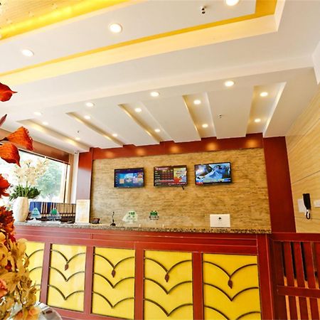 Greentree Inn Liaoning Dalian Development Zone Jinma Road Pedestrian Street Express Hotel Exterior foto