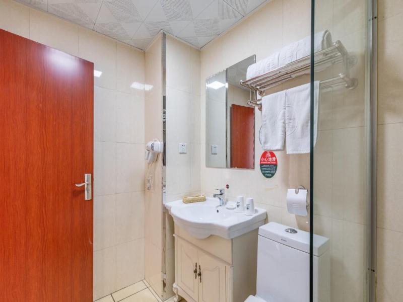 Greentree Inn Liaoning Dalian Development Zone Jinma Road Pedestrian Street Express Hotel Exterior foto