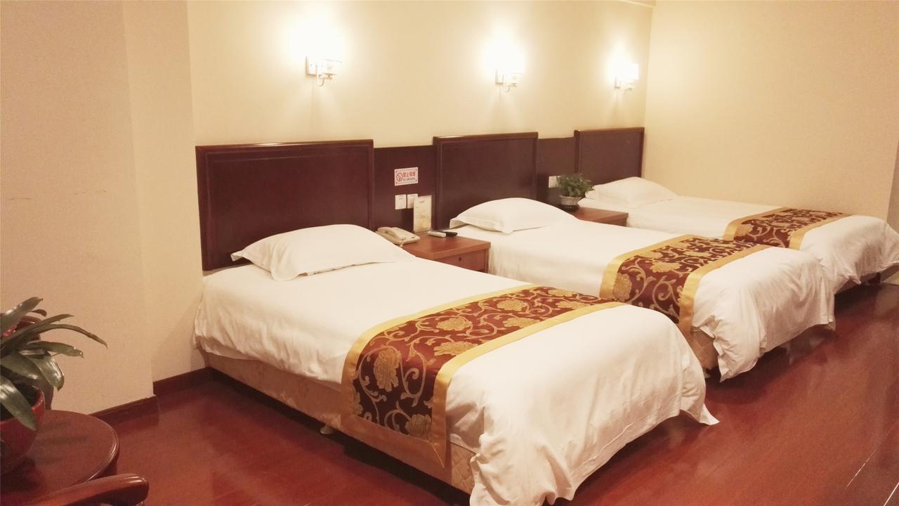 Greentree Inn Liaoning Dalian Development Zone Jinma Road Pedestrian Street Express Hotel Exterior foto
