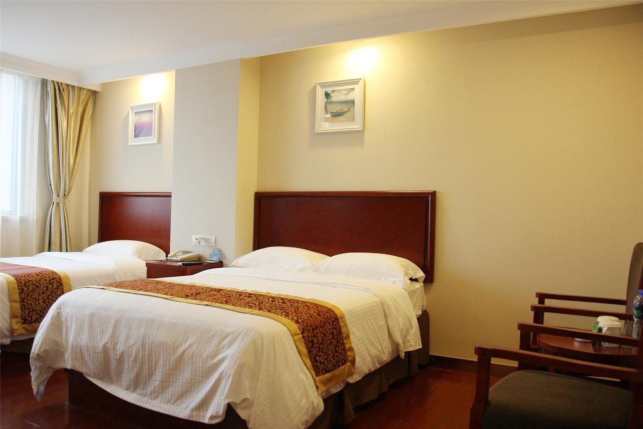 Greentree Inn Liaoning Dalian Development Zone Jinma Road Pedestrian Street Express Hotel Exterior foto