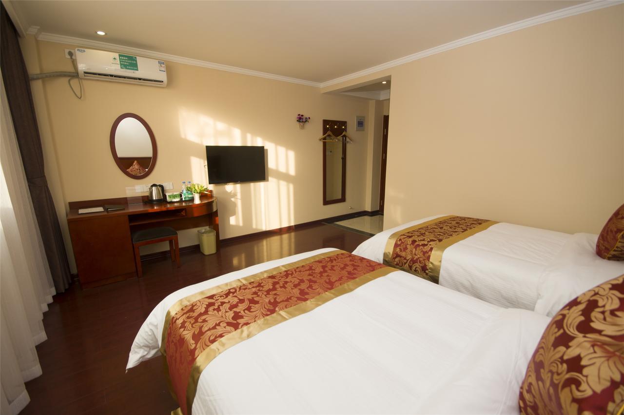 Greentree Inn Liaoning Dalian Development Zone Jinma Road Pedestrian Street Express Hotel Exterior foto